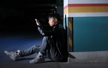 永不失联的爱吉他谱_周兴哲_D调原版弹唱谱_图片六线谱