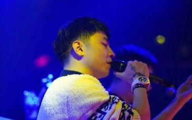 死性不改吉他谱_陈柯霓_G调指法原版弹唱谱_图片六线谱