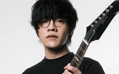 工作与休息吉他谱_卢广仲_A调指法弹唱谱_图片六线谱
