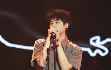 第三种人吉他谱_隔壁老樊_G调指法弹唱谱_图片六线谱