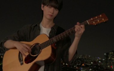 Blue指弹吉他谱_郑成河_原版指弹谱_独奏六线谱
