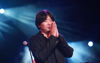 枫叶红了吉他谱_老狼/张玮玮_C调扫弦版弹唱谱_图片六线谱